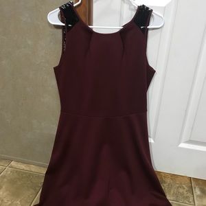 Size 6 Sleeveless Dress